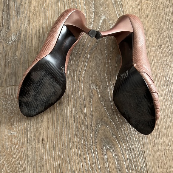 BCBG rose romantic heeled sandals, size 9 - Picture 4 of 4